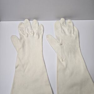 Elegant Off White Women's Gloves